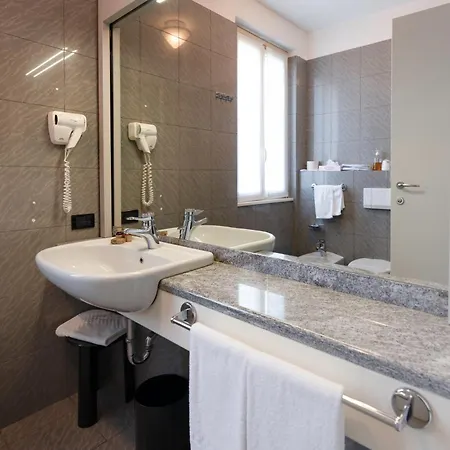 Otel La Casa Del Mulino Merone