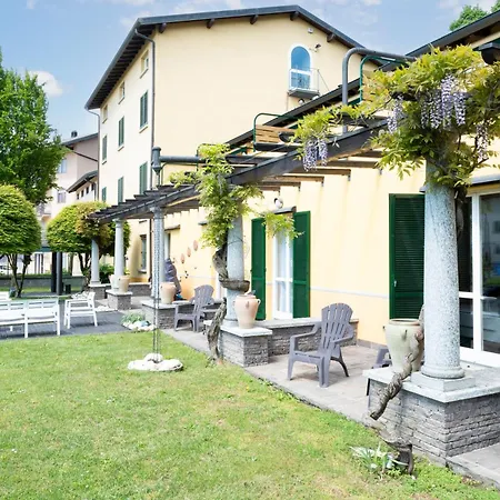 La Casa Del Mulino فندق ميروني