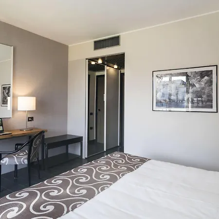 La Casa Del Mulino 3* Merone