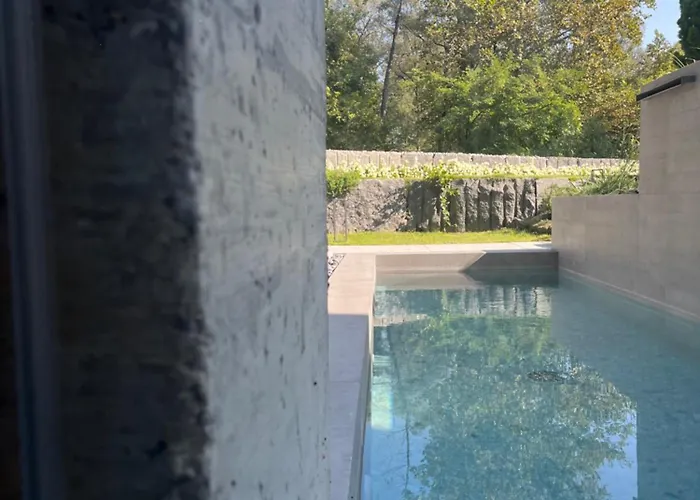 La Casa Del Mulino Отель Мероне