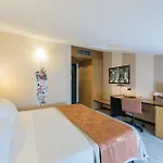 穆利尼奥之家酒店 酒店 梅罗内