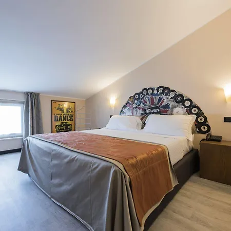 מלון La Casa Del Mulino 3*